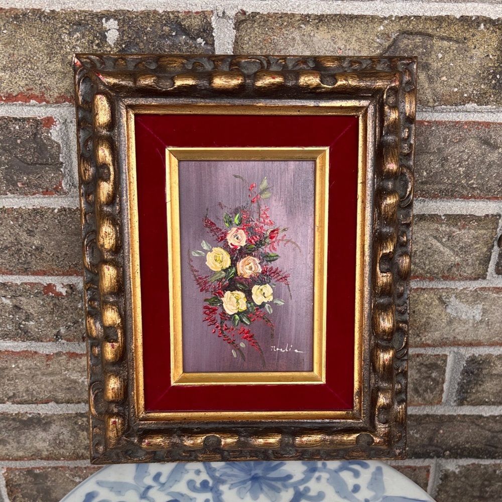 Vintage floral still life oil painting bouquet of roses and other blossom - Picture 1 of 4
